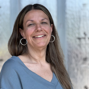 Deanna Paparo, Office Administrator